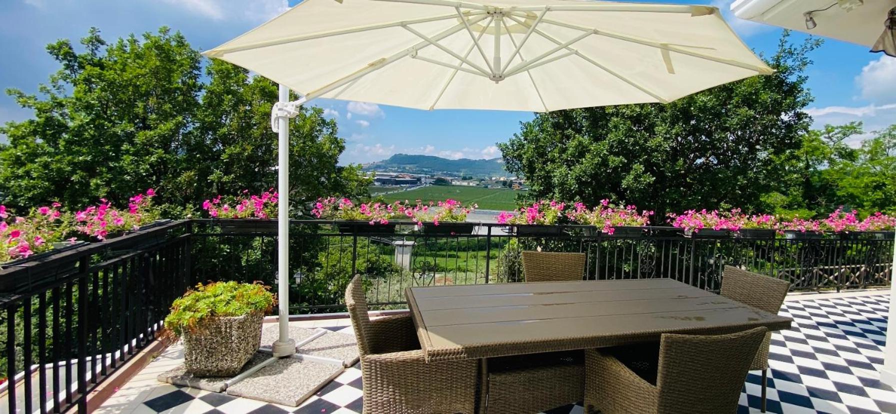 Villa Poggio Ulivo Pool-Apartments Rivoli Veronese Extérieur photo